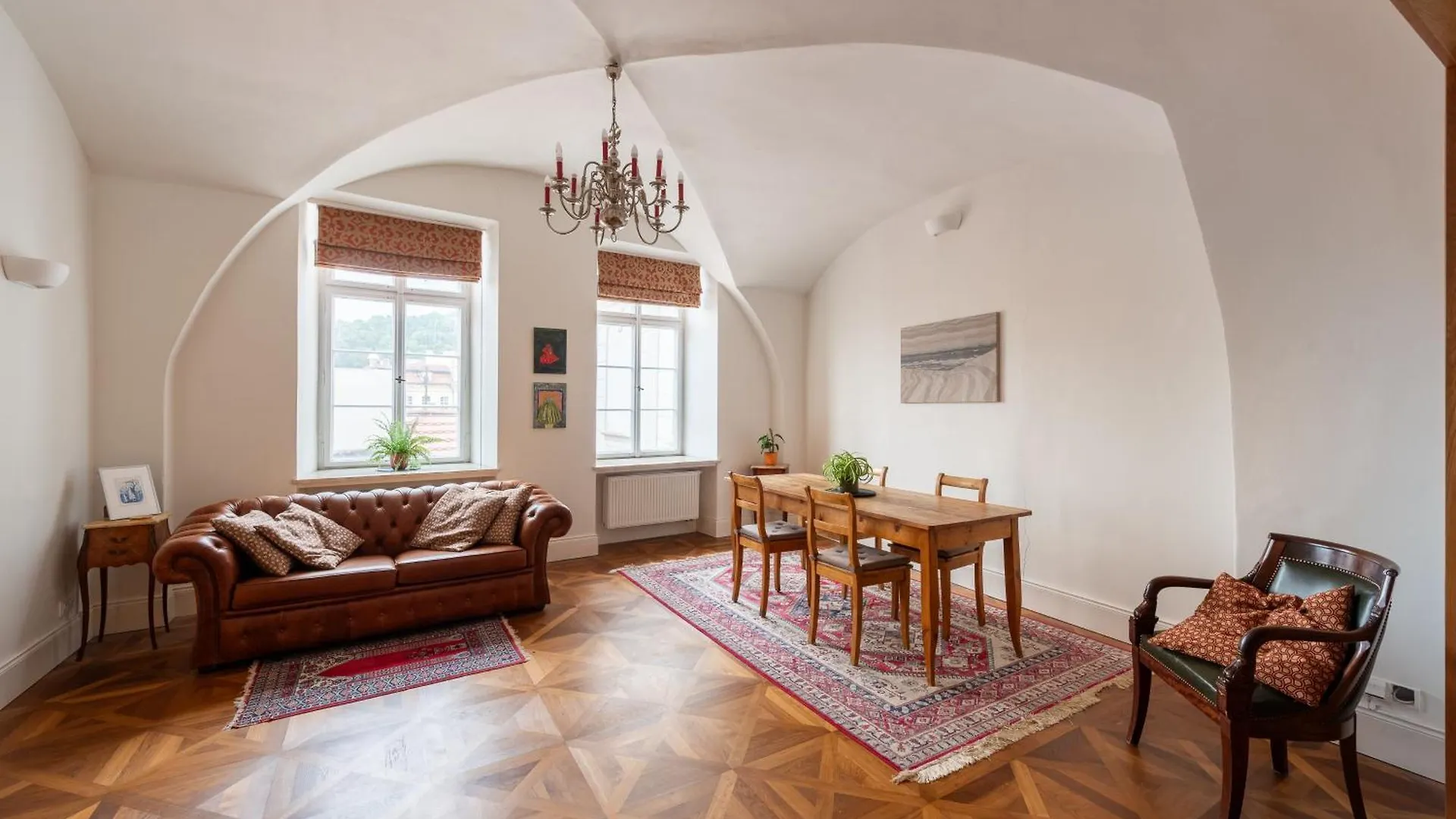 Stay Beneath Prague Castle Where Mozart Performed 捷克