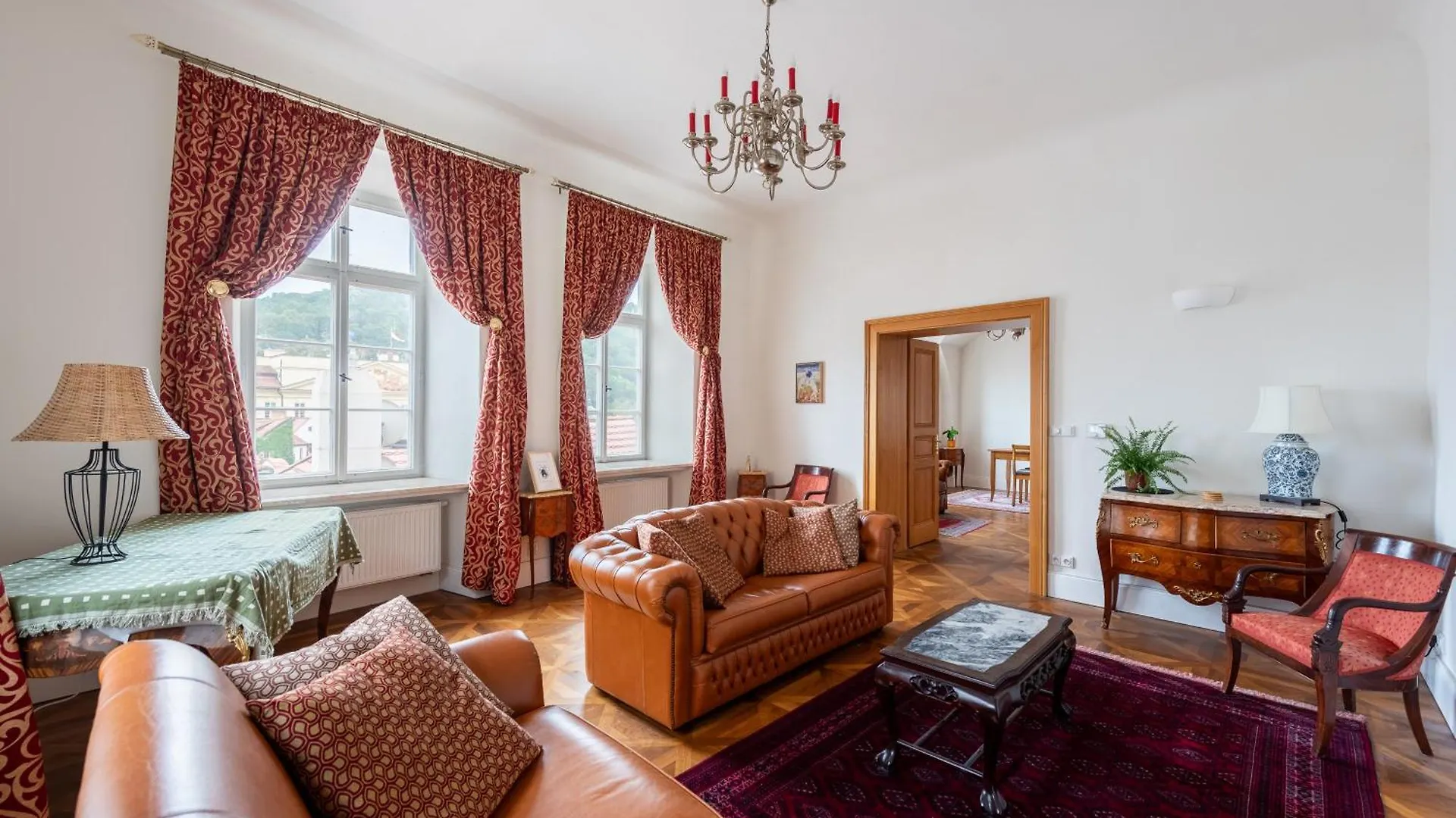 Stay Beneath Prague Castle Where Mozart Performed联系方式